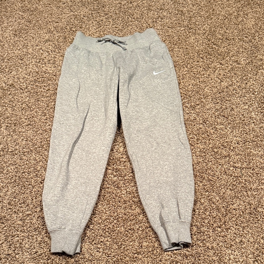 Nike Women Small Light Gray Heather Jogger Sweatpants